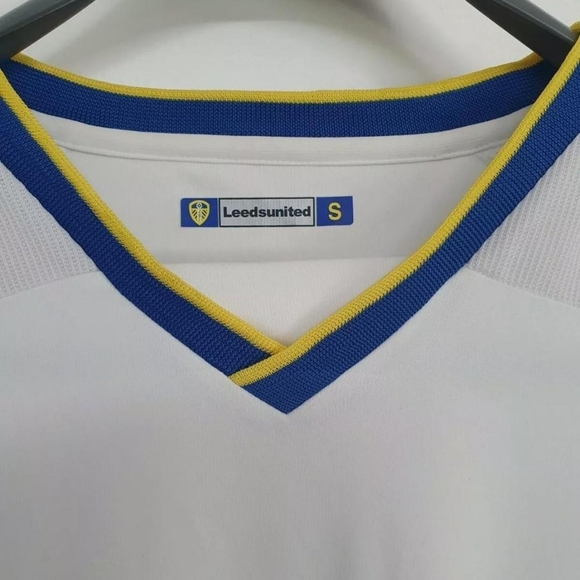 Leeds united home shirt 2007/08 admiral/Redkite sponsored. Size s see descriptio - Picture 3 of 4